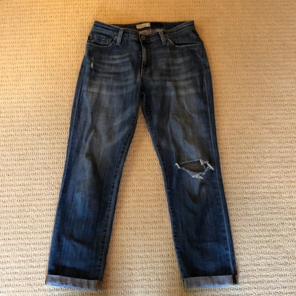 Mid rise boyfriend jeans